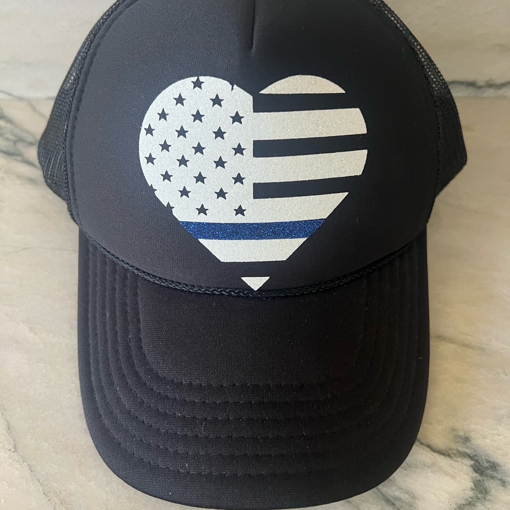 Trucker Hat – Thin Blue Line Heart Design